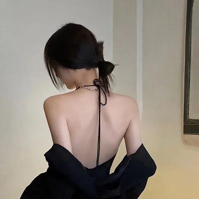 学府春色海报